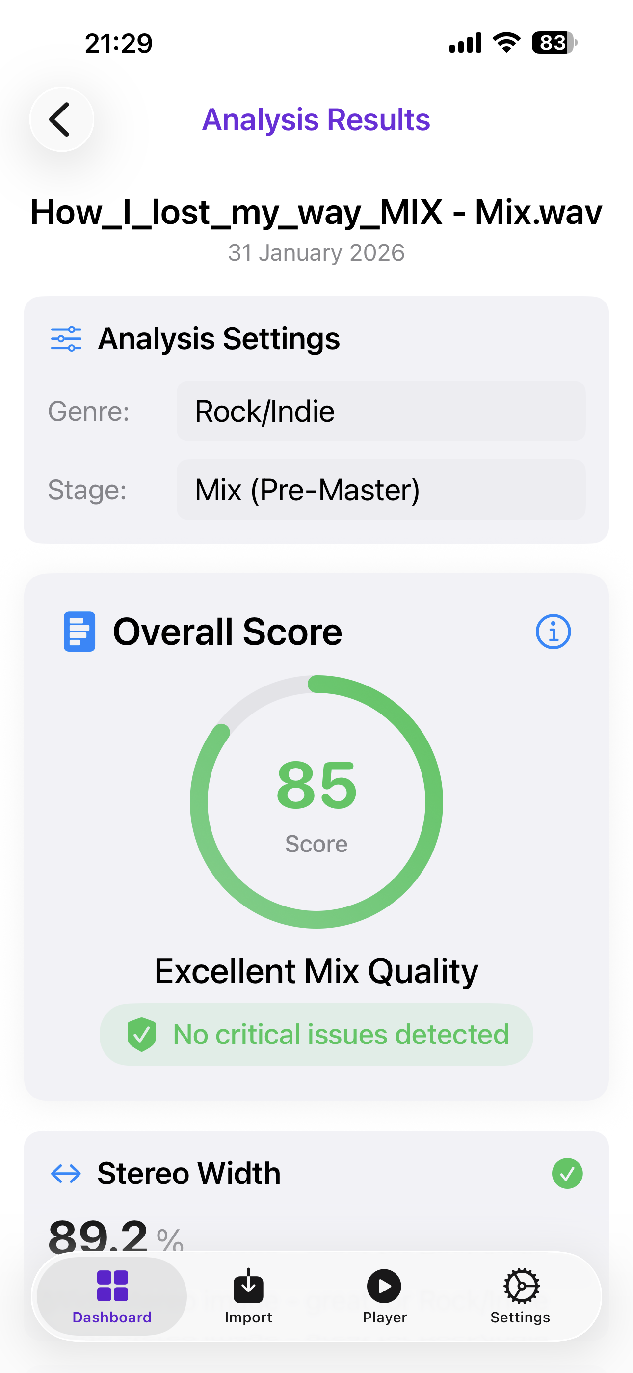 MixDoctor Analysis Results - Professional audio metrics and AI recommendations on iOS